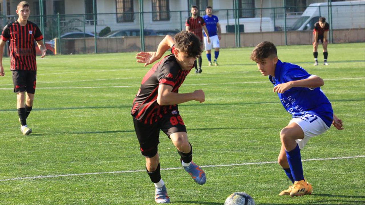 ayberk-kadikoy-futbol-yalova (1)