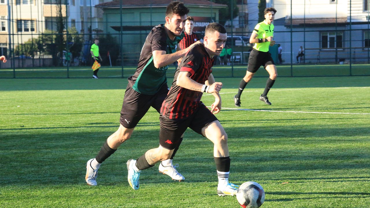 kadikoyspor-sogucakspor-yalova-futbol-mac (3)