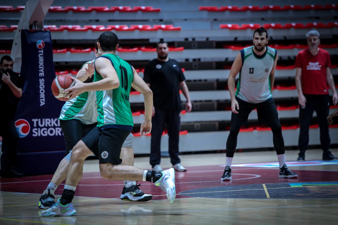 yalova-basketbol-semt77-yalovaspor-konya-mac (2)