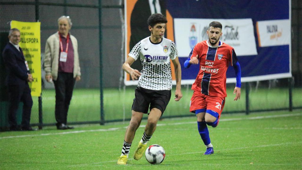 yalova-sultaniyespor-dogusspor-gol-galibiyet-futbol (3)
