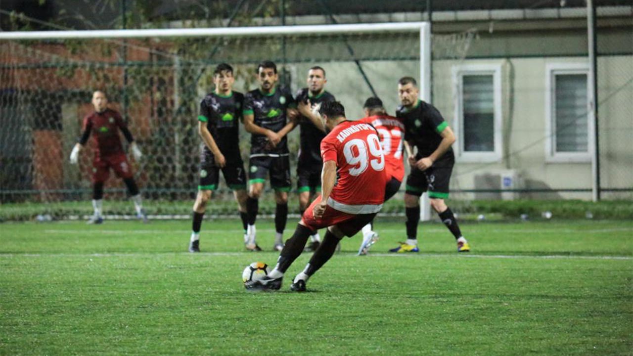 yalova-uvezpınarspor-kadıkoyspor-mac-gol (2)