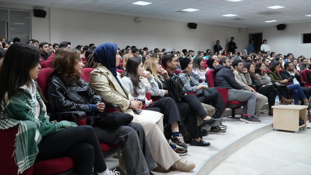 yalova-universite-farkindalik-etkinlik-akademisyen-konusma-sertifika (3)