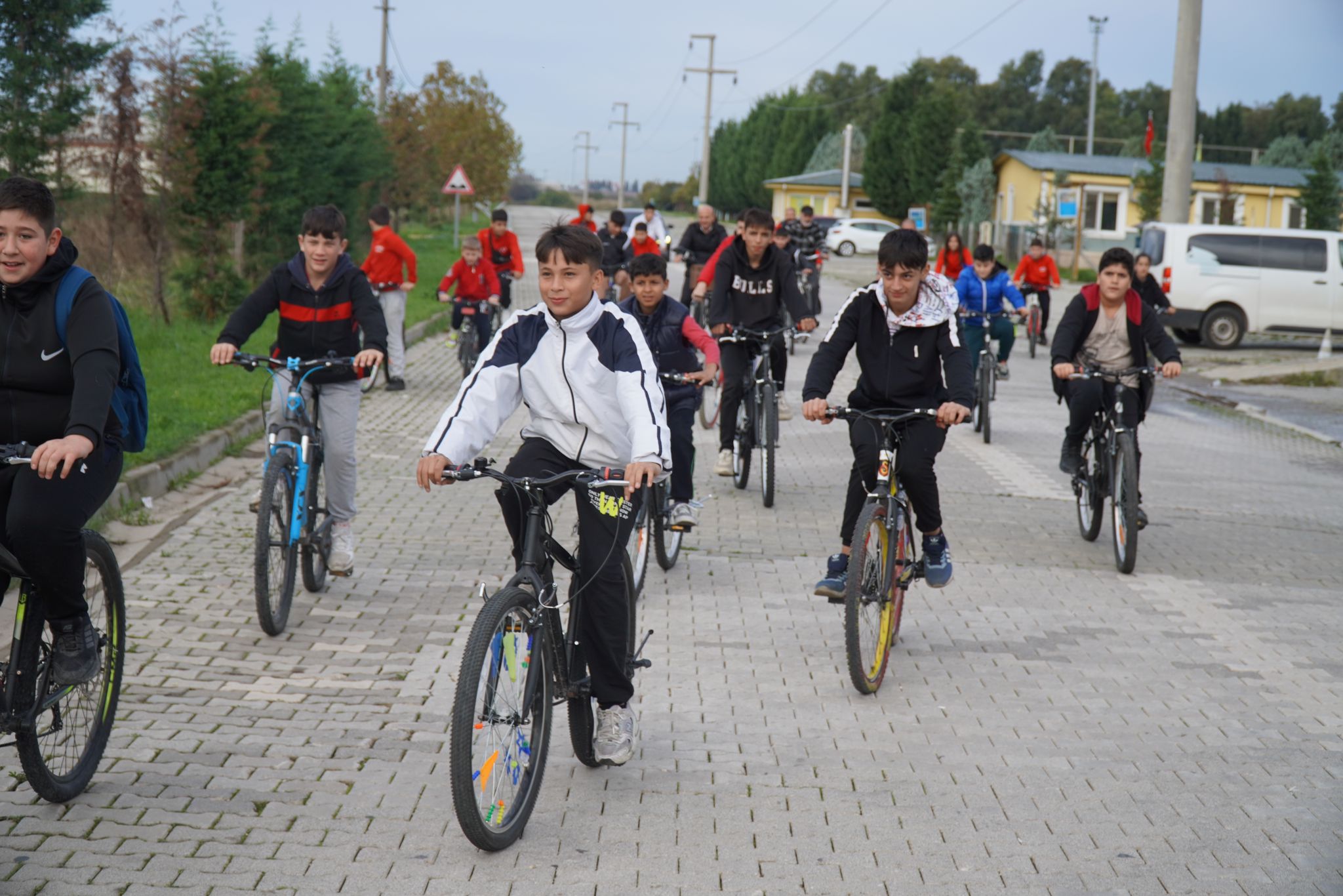 yalova-altinova-belediye-baskan-bisiklet-yol (3)