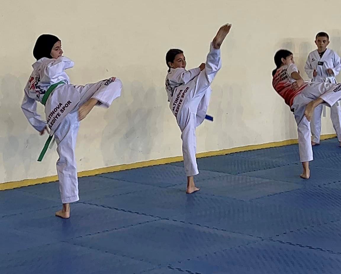yalova-altınova-belediyespor-taekwondo-milli-takım-hedef-spor (3)