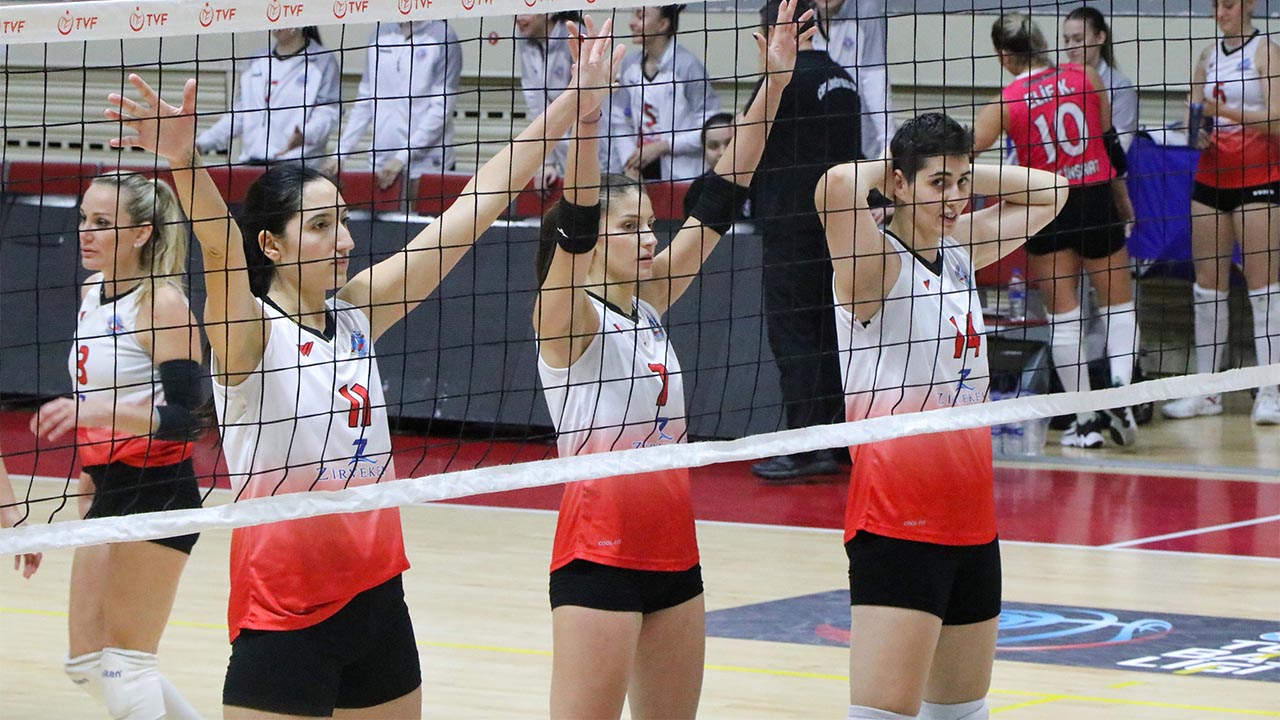 yalova-cıftlıkkoy-belediye-voleybol-nilüfer-bursa-mac (3)