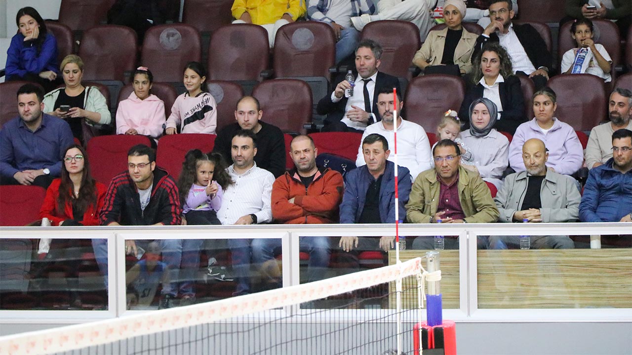 yalova-cıftlıkkoy-belediye-voleybol-nilüfer-bursa-mac (5)