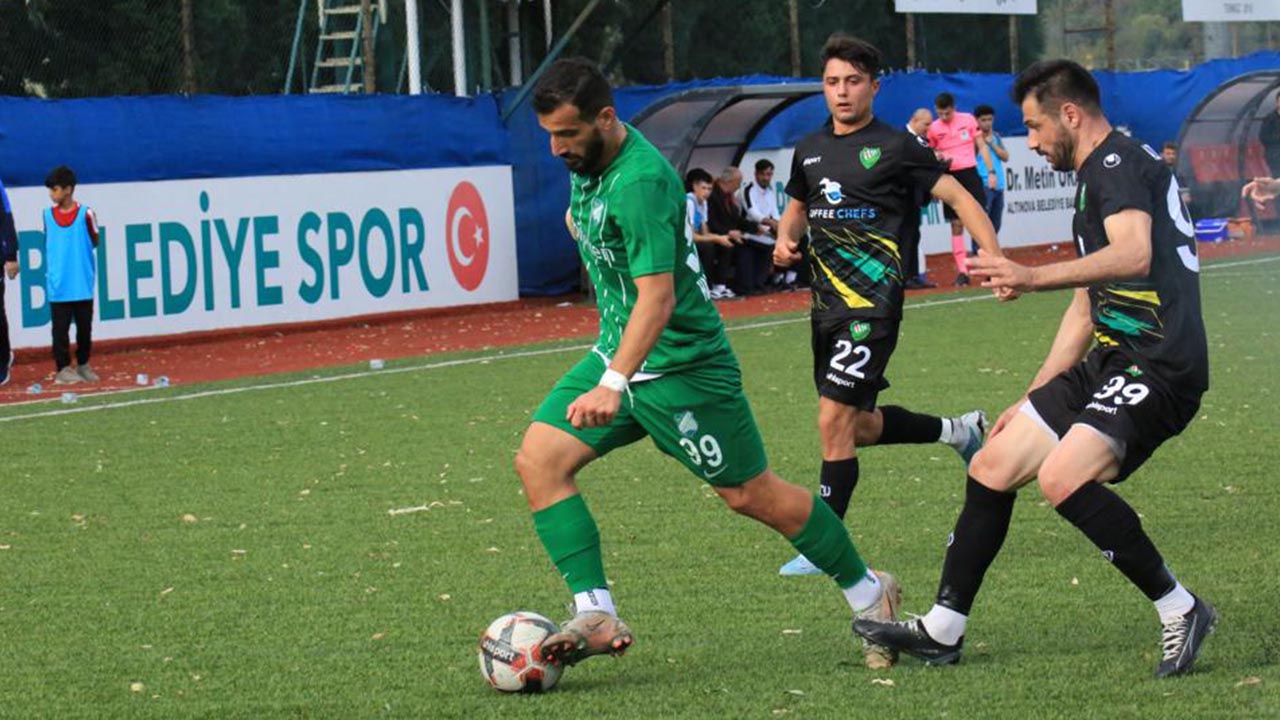 yalova-spor-altınova-yesilova-futbol-mac-gol (3)