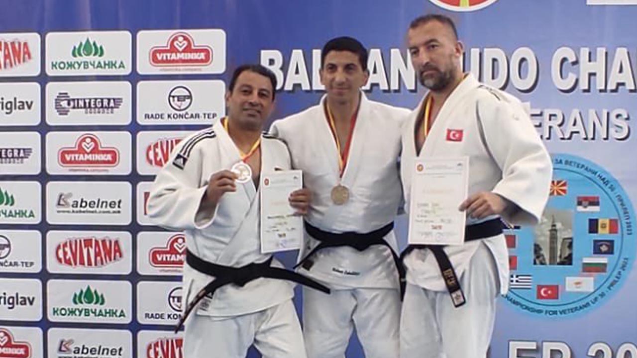 yalova-spor-judo-antrenor-madalya-kuzey-makedonya-abdurrahim-kaymaz(3)