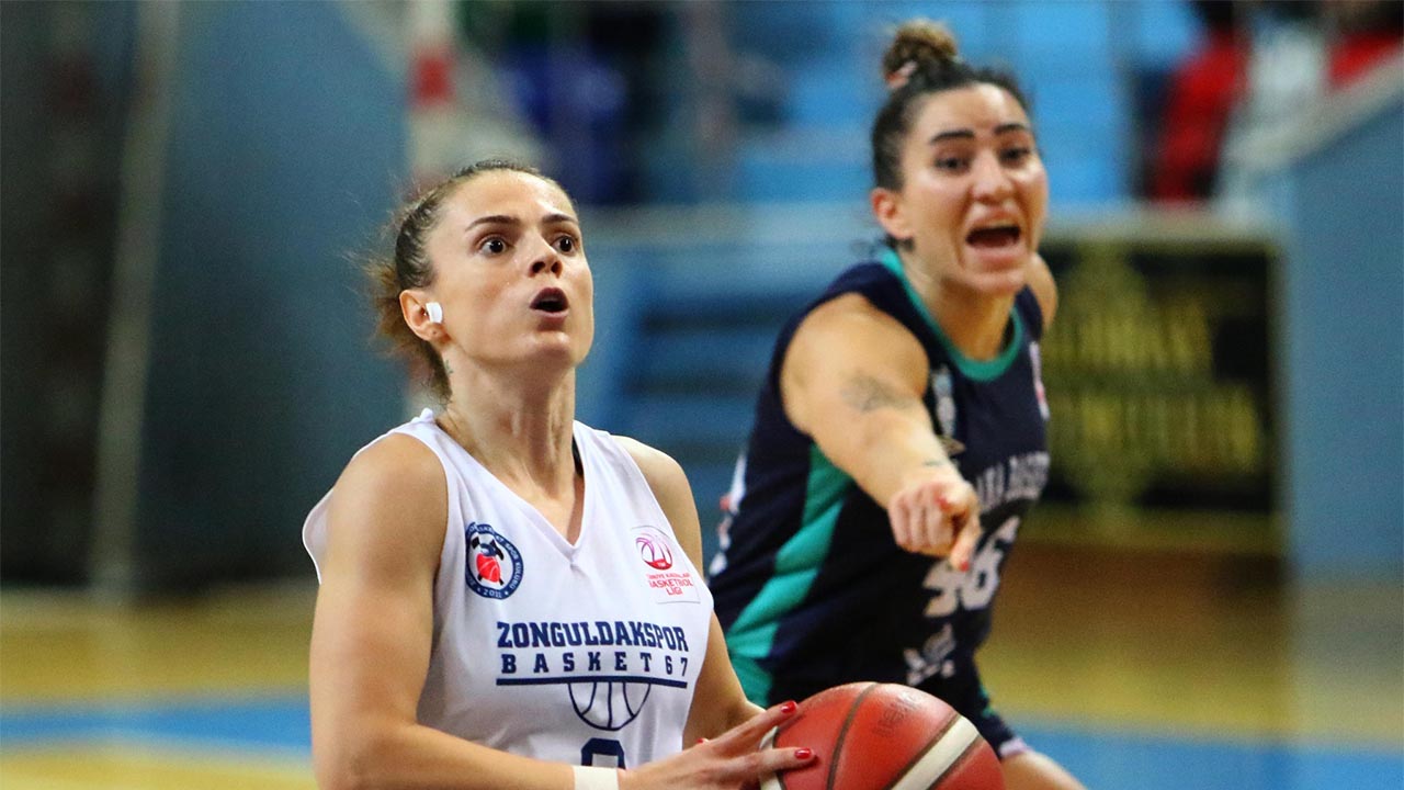 yalova-turkiye-kadın-basketbol-zirve-mucadele- (3)