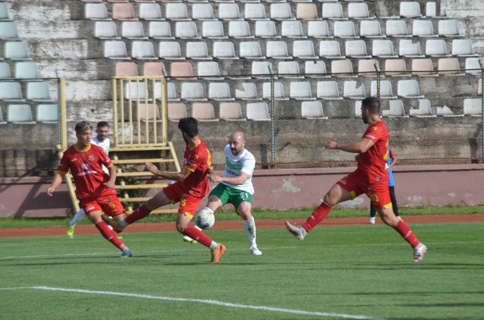 yalova-yesilova-karasuspor-futbol-mac-gol (3)