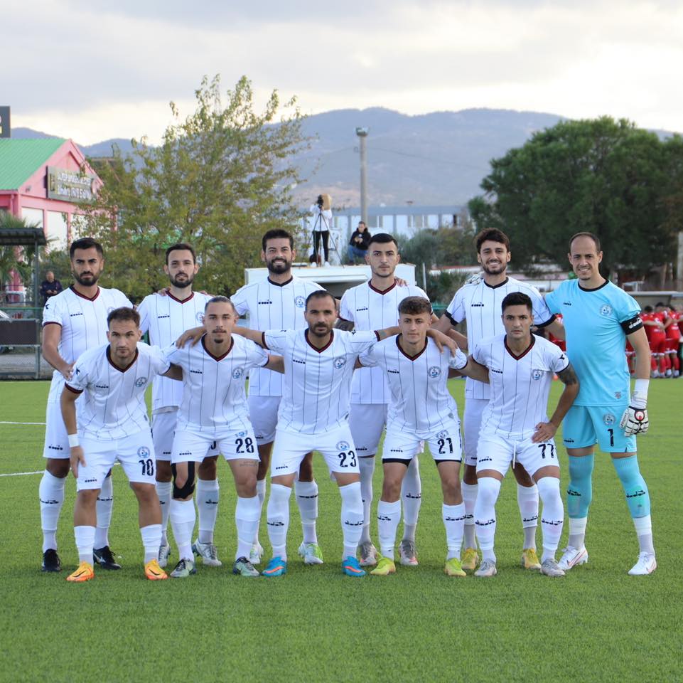 yalova-yesilovaspor-burhaniye-balıkesir-deplasman-mac-futbol-1