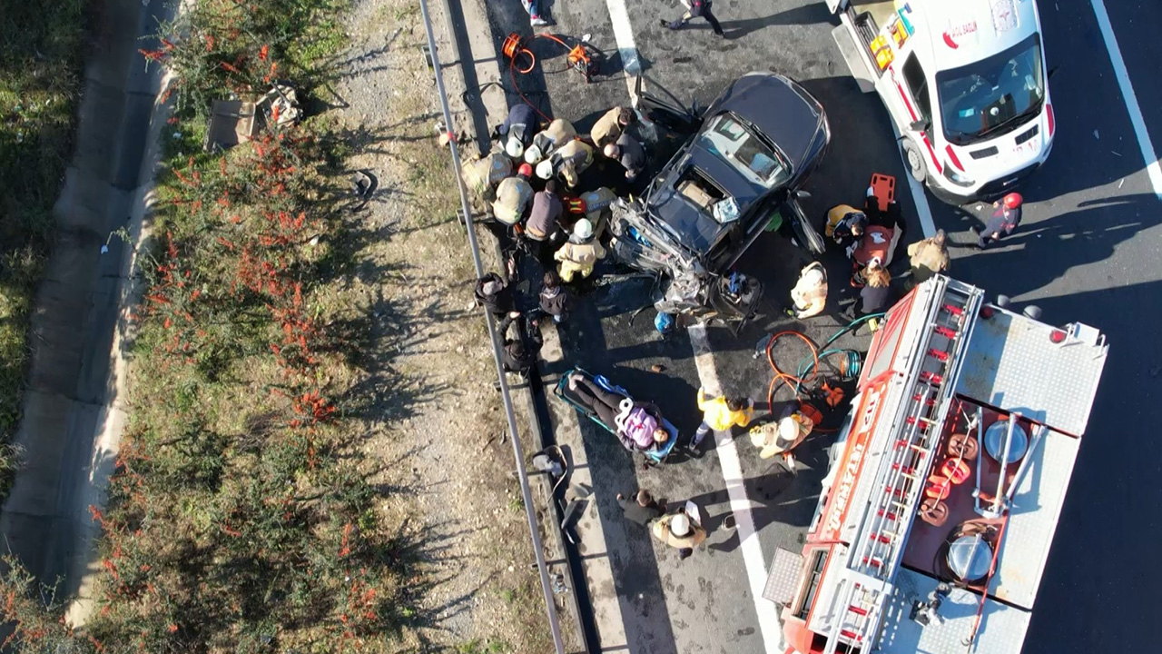 Kuzey Marmara Otoyolu'nda feci kaza 6 yaralı (11)