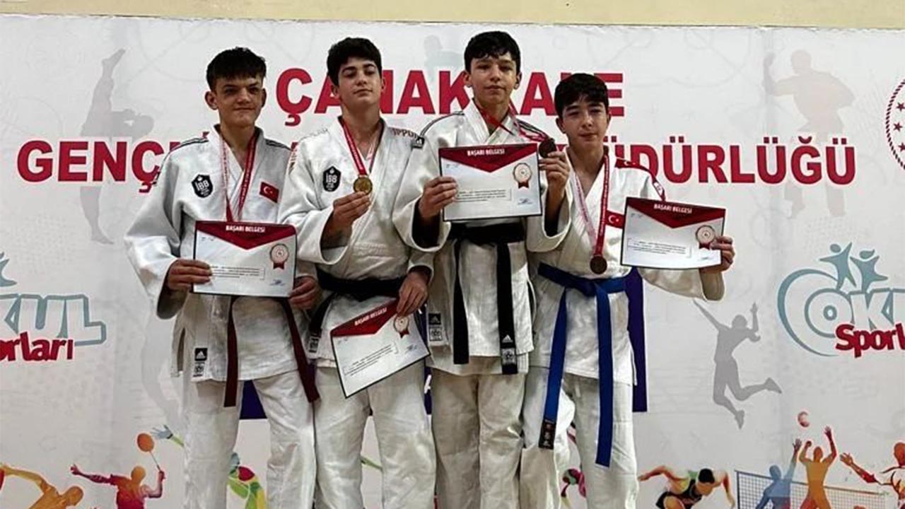 yalova-canakkale-adnan-menderes-lise-ogrenci-judo-turnuva-madalya (2)