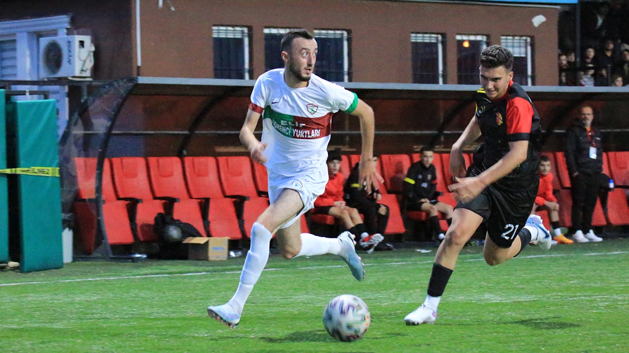 yalova-futbol-kurtkoyspor-taskopruspor-galibiyet (1)