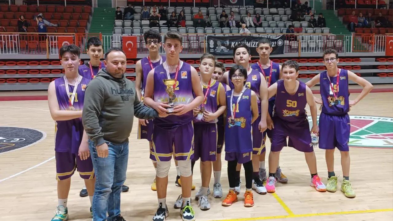 yalova-mahalli-lig-u14-genc-kiz-erkek-basketbol-kupa (6)