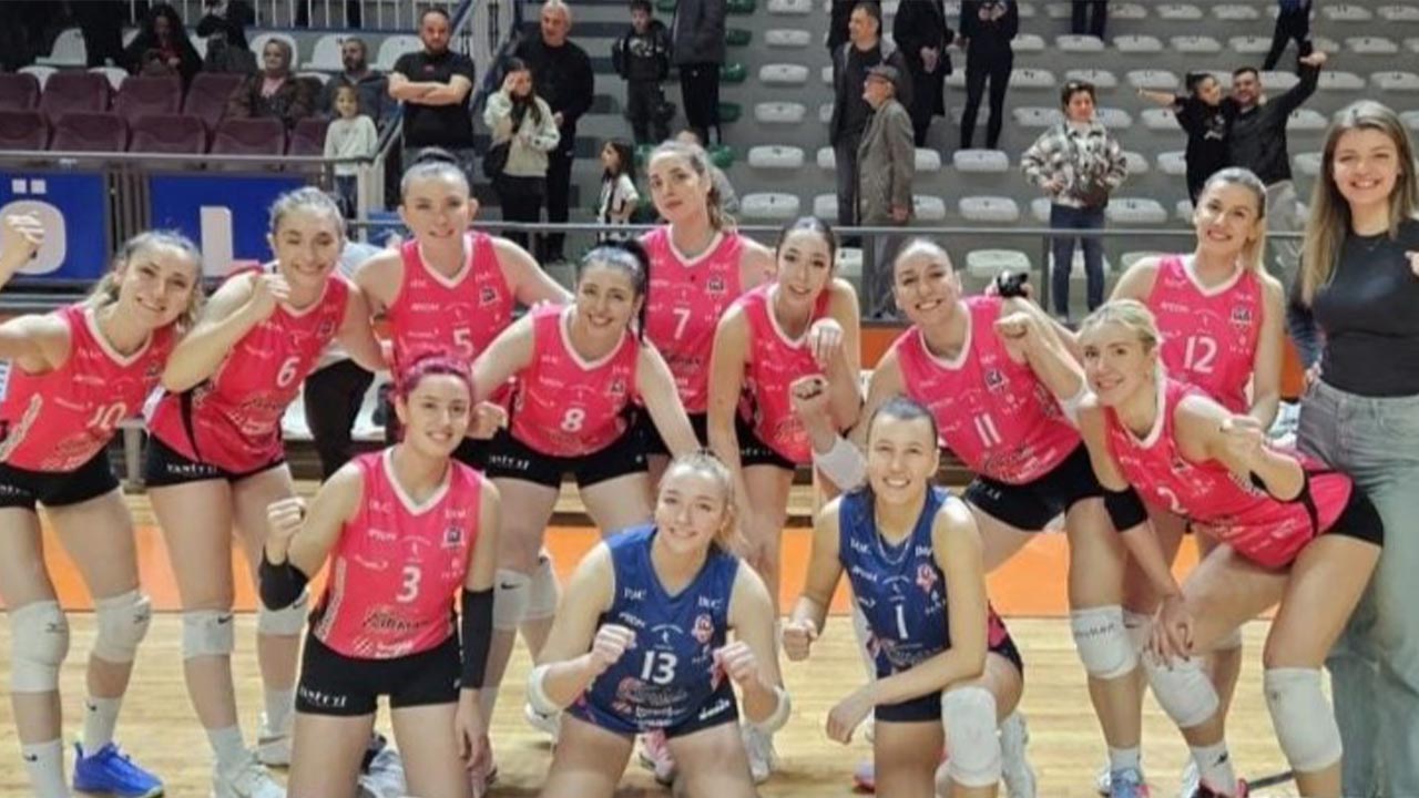 yalova-voleybol-kadın-lig-file-takim (3)