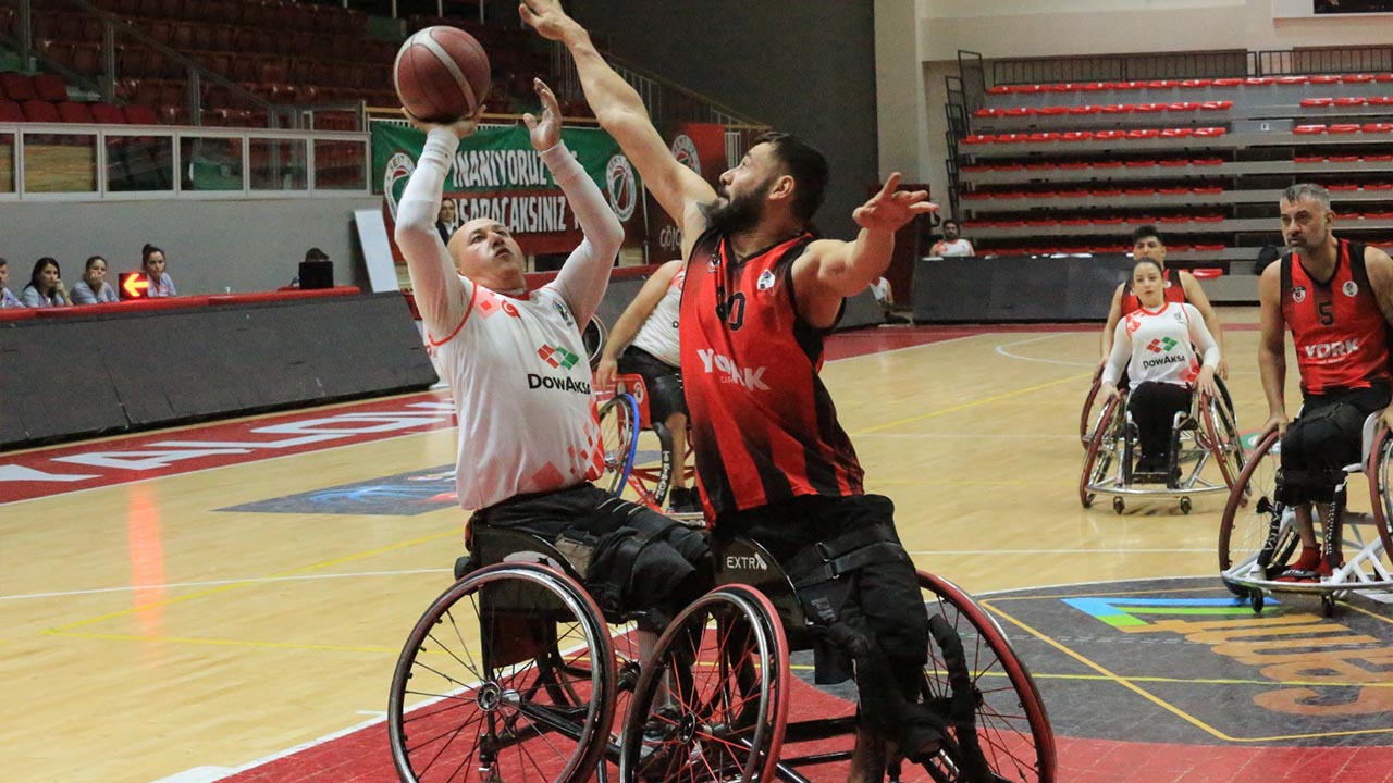 yalova-yosk-tekerlek-sandalye-basketbol-gaziantep-gazisehir-mac-lig-sezon (2)