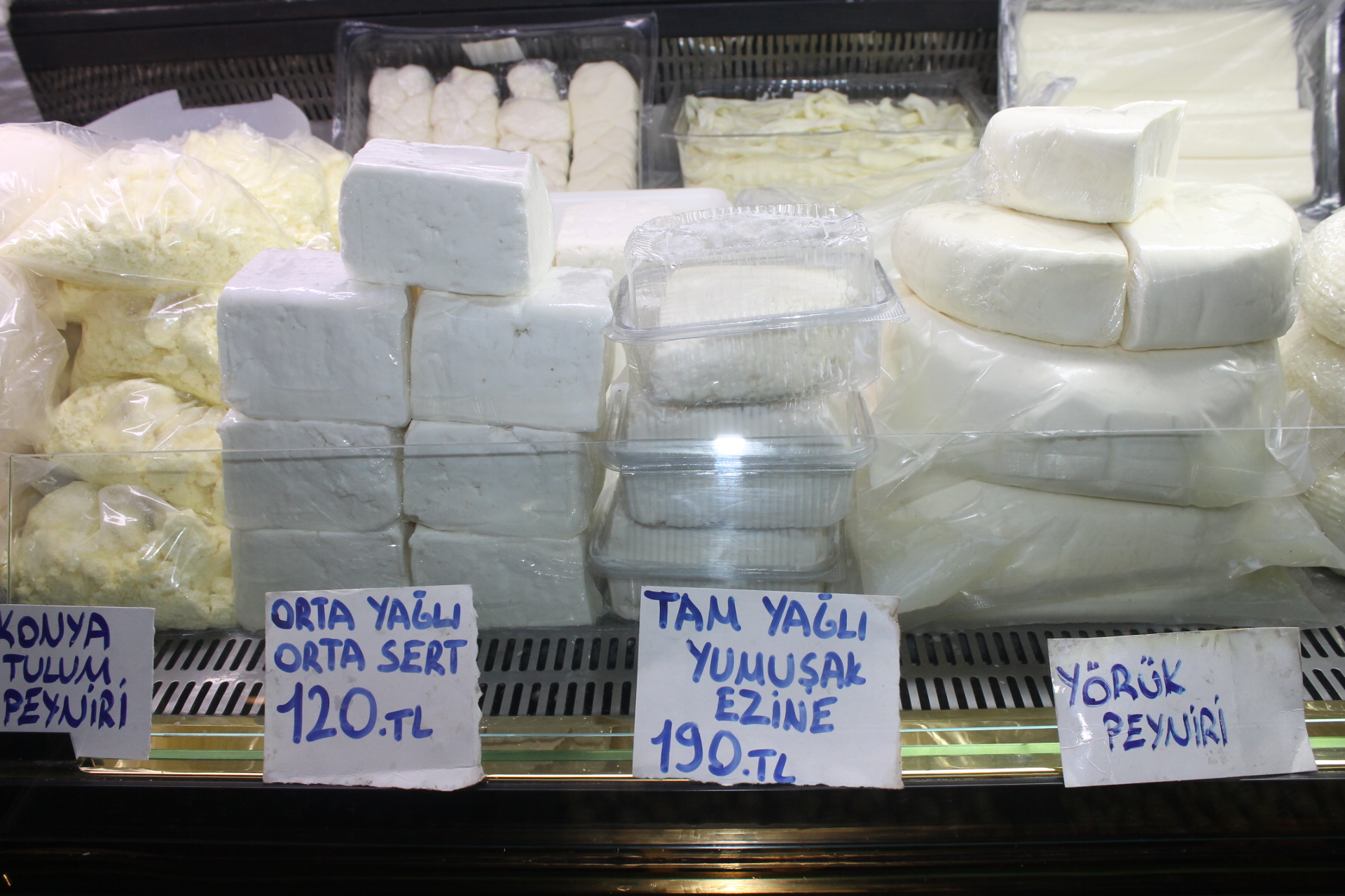 yalova-kapali-pazar-yer-esnaf-sarkuteri-peynir-fiyat-zam (4)