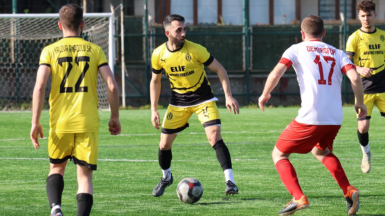 yalova-anadoluspor-demirspor-amator-futbol-lig (4)