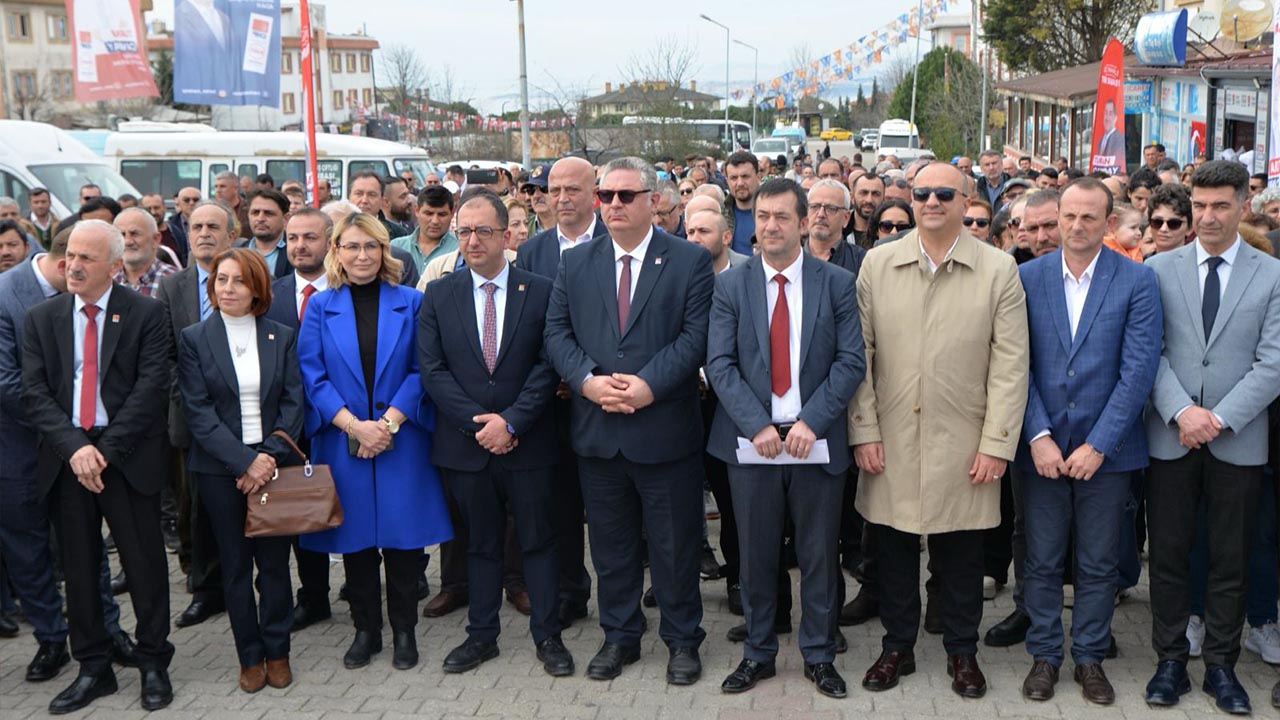 Yalova Subasi Chp Belediye Secim Irtibat Ofis Acilis (7)