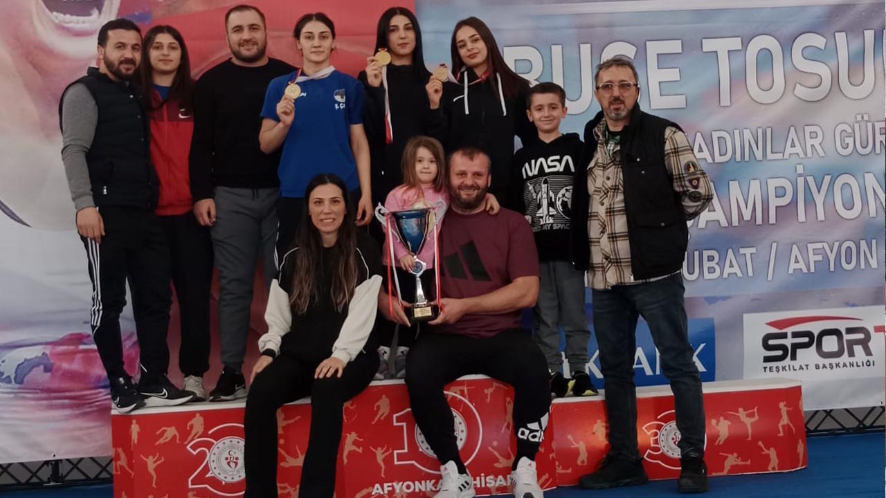 Yalova Termal Afyon Turkiye Buse Tosun U20 Kadin Gures Sampiyona Belediyespor Altin (17)