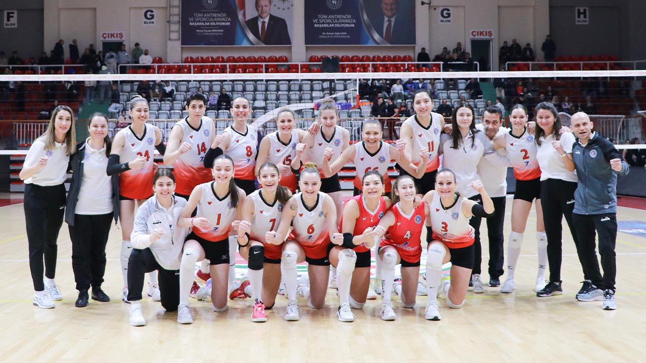 yalova-ciftlikkoy-belediyespor-lig-voleybol-birinci-sira(7)