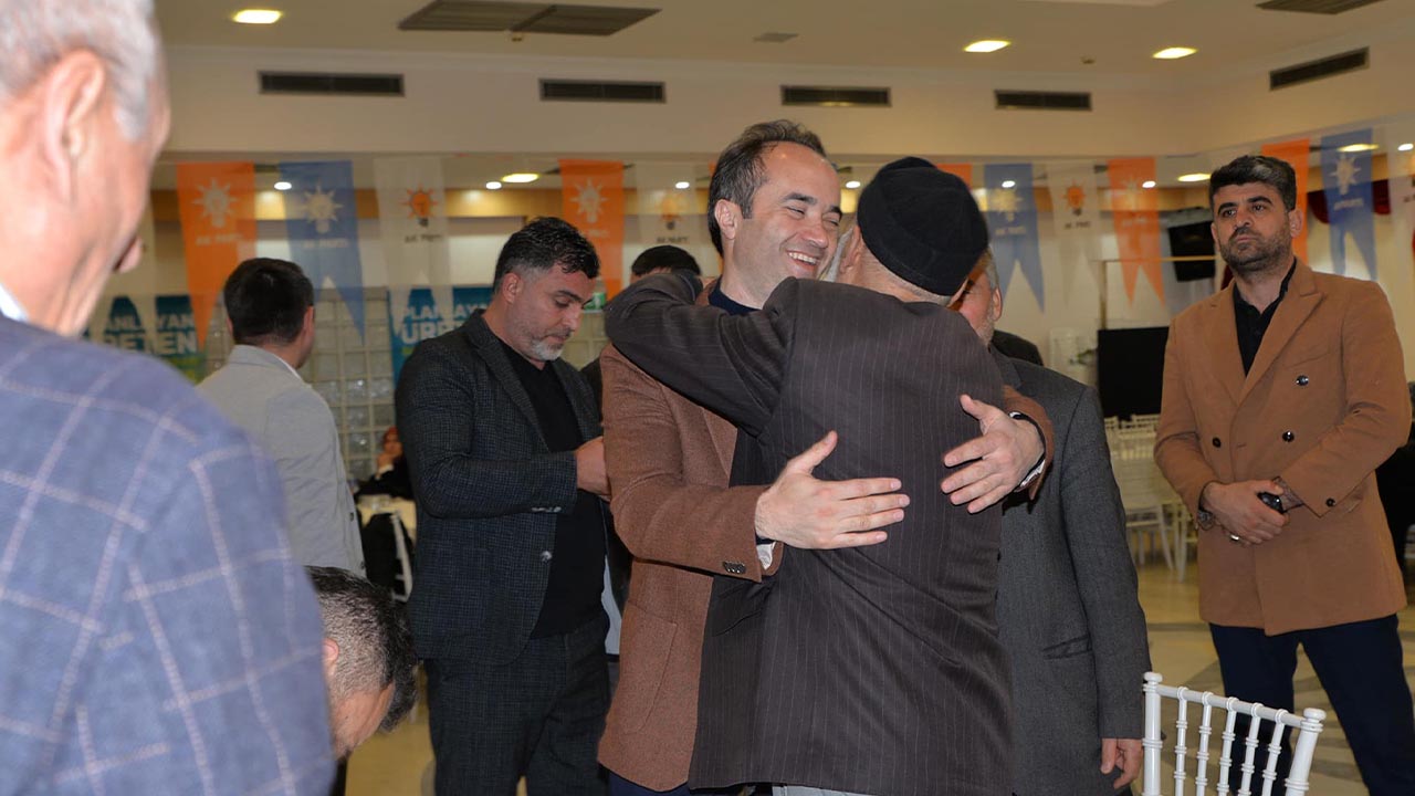 Yalova Erzurum Altinova Ak Parti Belediye Baskan Aday Vatandas Bulusma Destek (3)