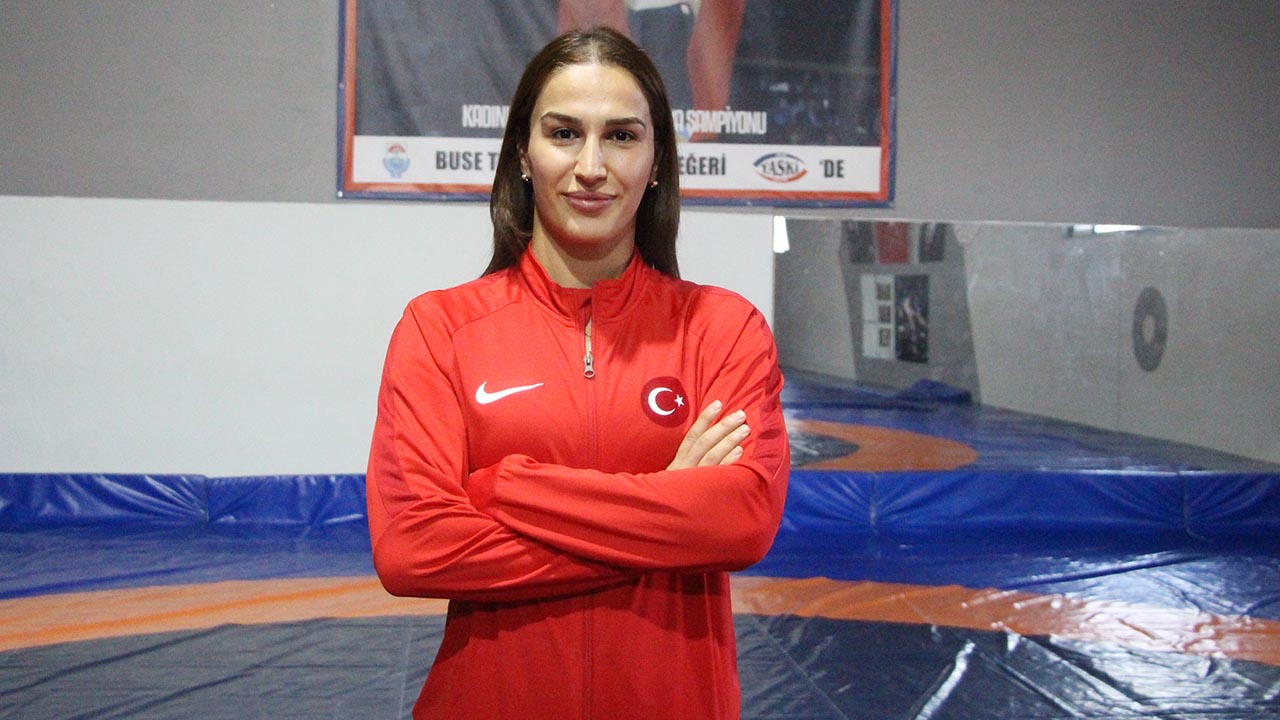 Yalova Ciftlikkoy Belediyespor Kadin Gures Buse Tosun Sampiyonluk Olimpiyat (5)
