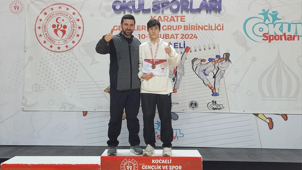 Yalova Kocaeli Tasporu Karate Ihtisas Bolge Sampiyona Altin Madalya (1)