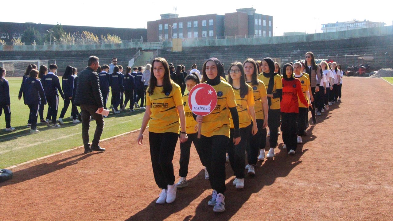 Yalova Spor Okul Musabaka Futbol Genc Kategori Istanbul Edirne Canakkale Kocaeli Bursa (2)