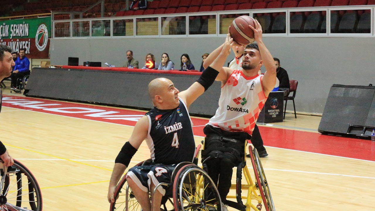 yalova-tekerlekli-sandalye-basketbol-lig-mac (2)