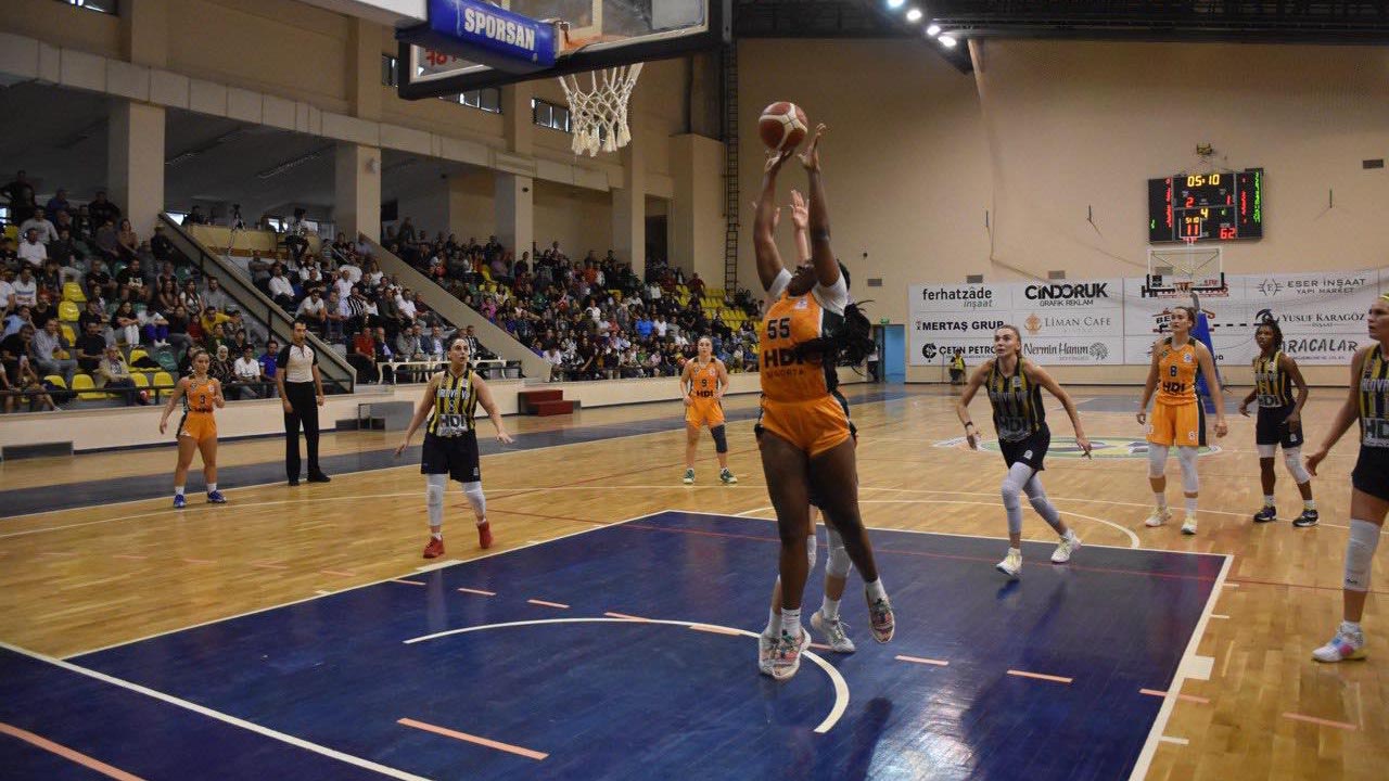 Yalova Vip Kadin Basketbol Gurespor Konuk (3)