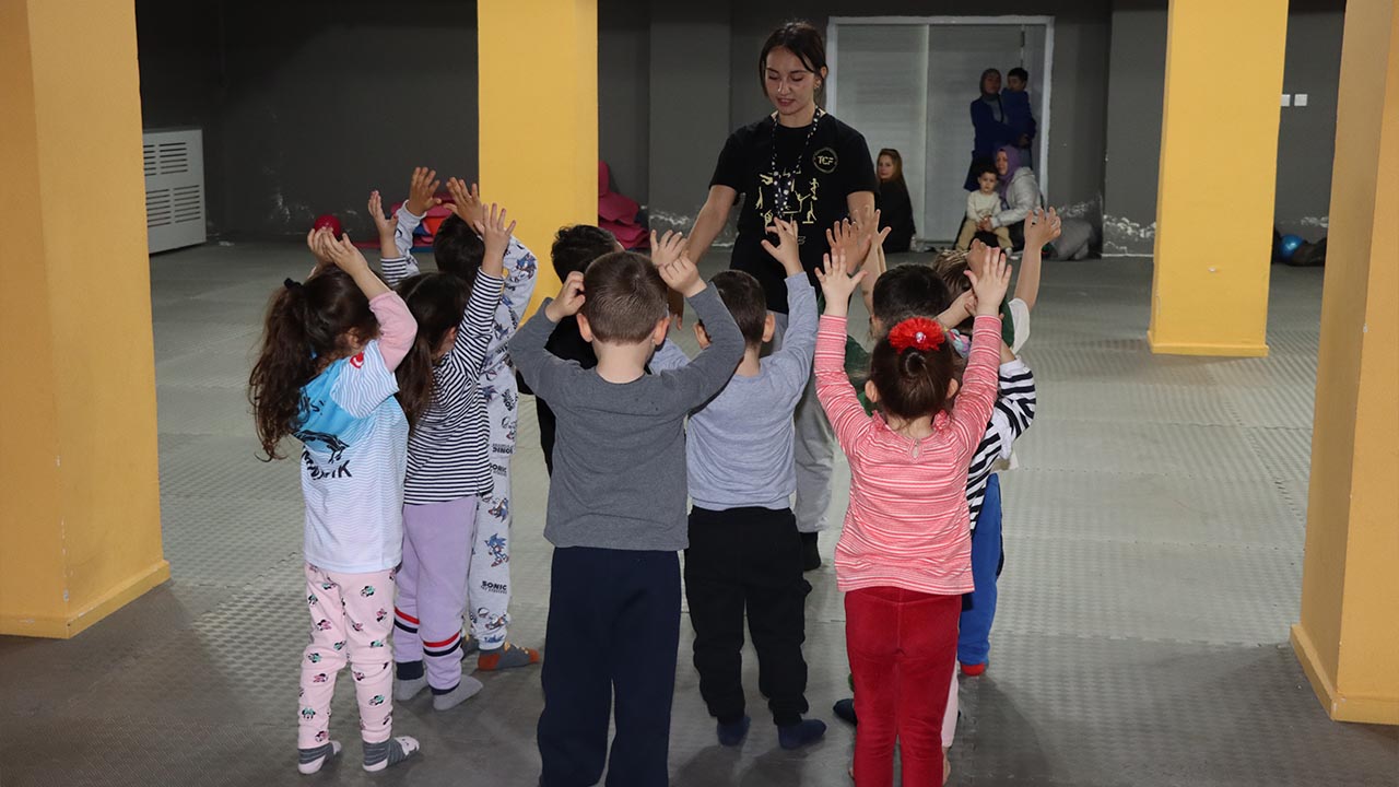 Yalova Kadin Aile Belediye Cocuk Jimnastik Ders (1)