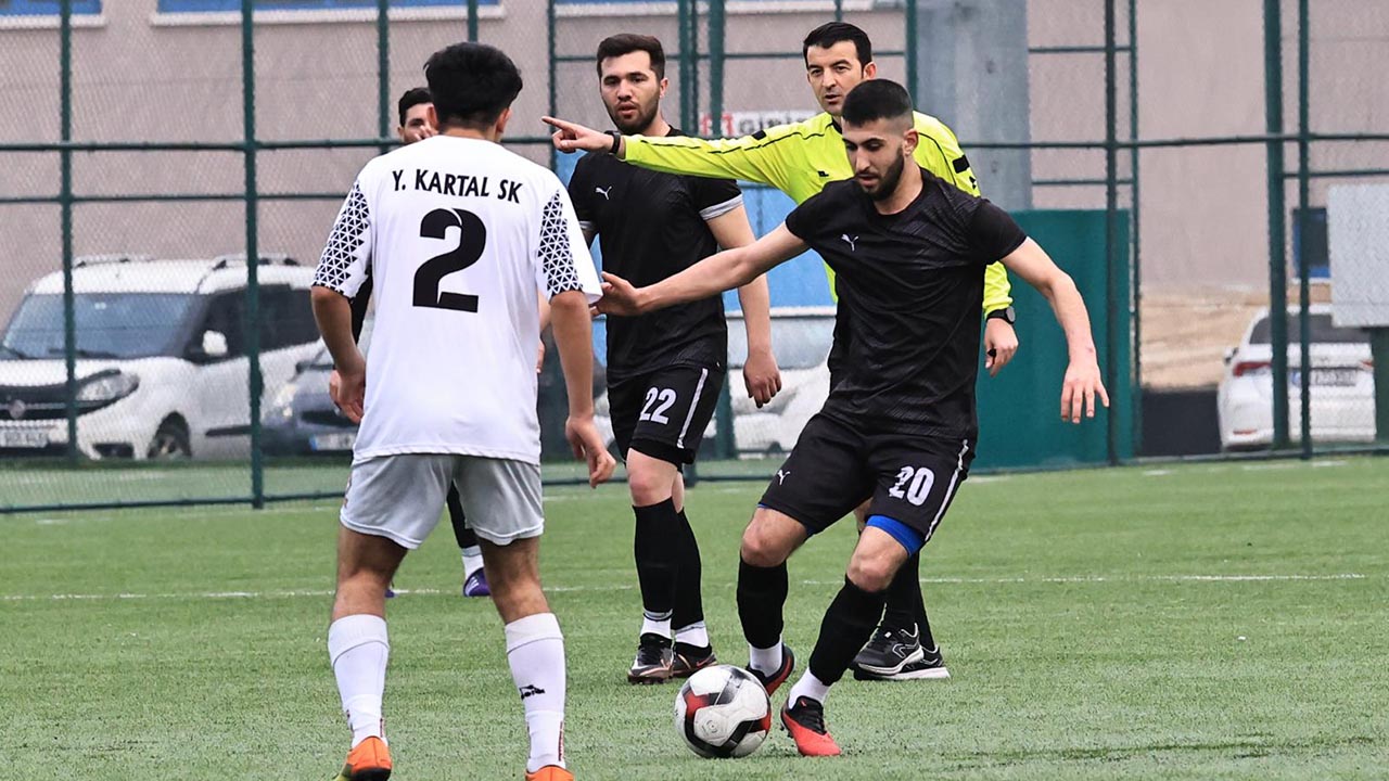 Yalova Mac Kirazli Koyuspor Kartalspor Futbol (3)