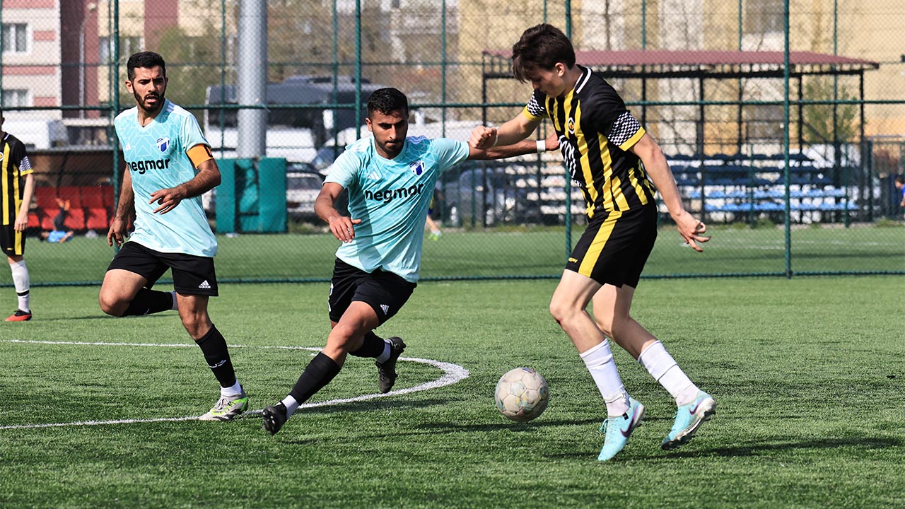 Yalova Negmar Tavsanli Belediyespor Cinarcik Mac Futbol Tek Gol (1)