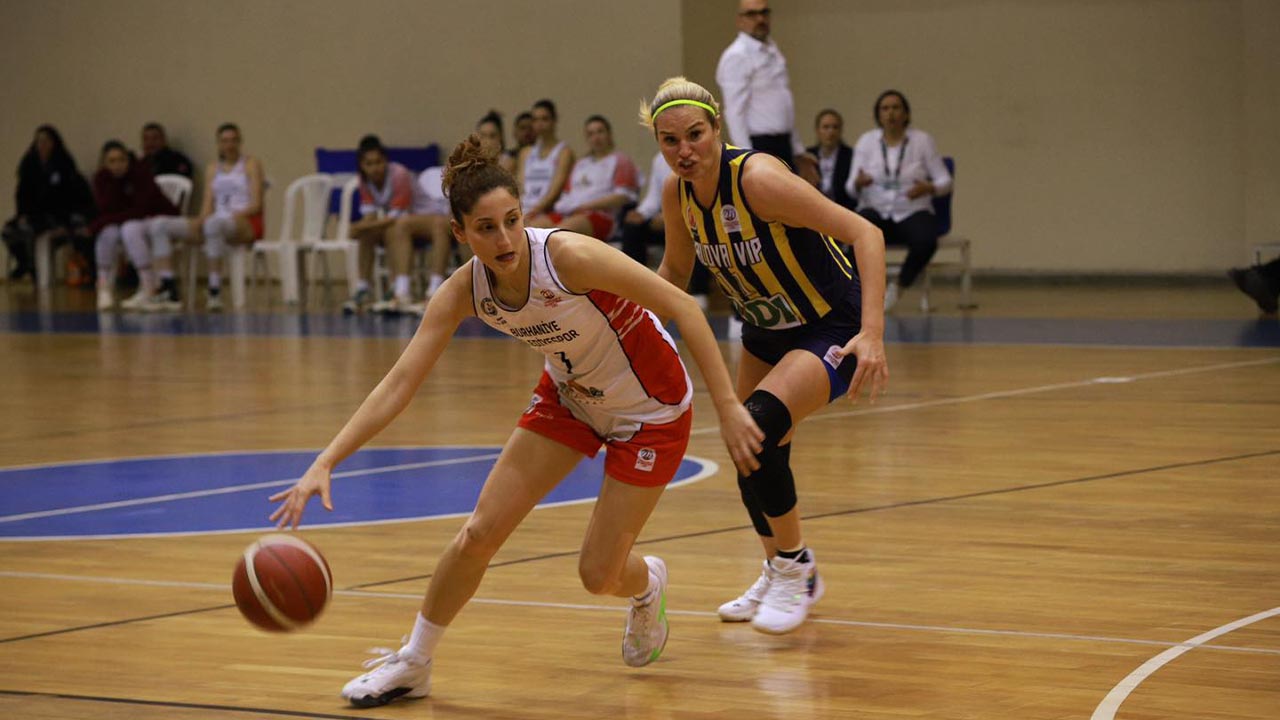Yalova Turkiye Kadin Basketbol Lig Normal Sezon Bitti (3)