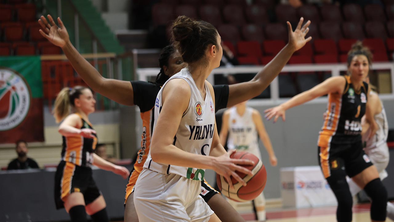 Yalova Vip Adana Maglubiyet Basketbol Kadin Mac (1)