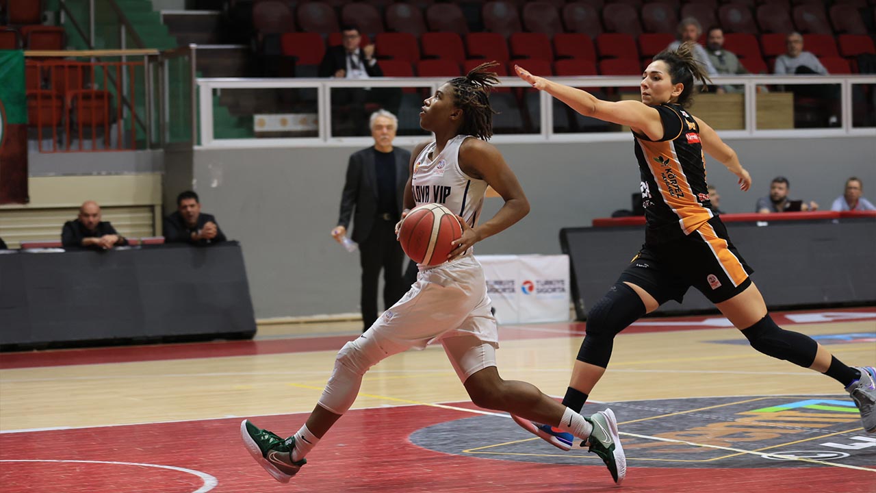 Yalova Vip Adana Maglubiyet Basketbol Kadin Mac (2)