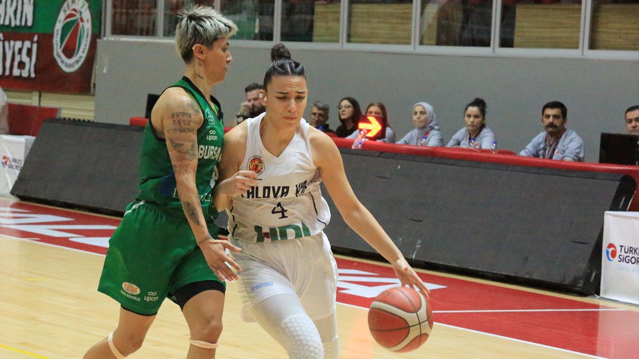 Yalova Vip Balikesir Basketbol Mac Galibiyet (1)