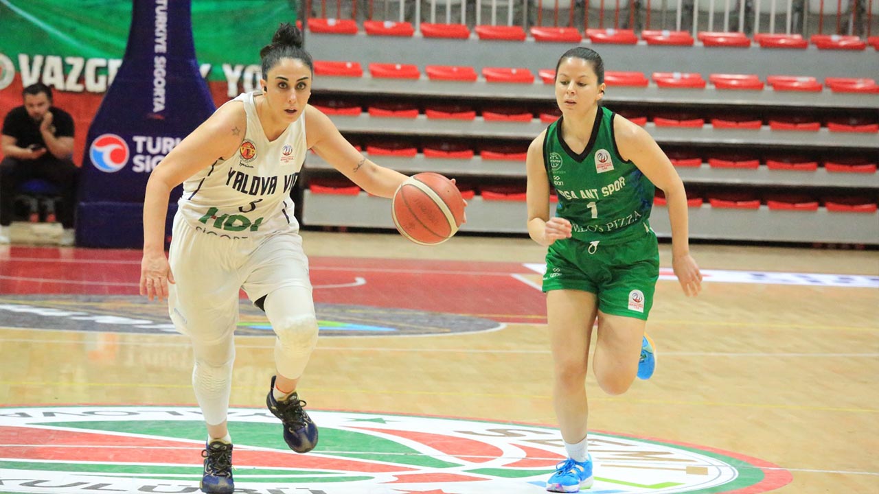 Yalova Vip Balikesir Basketbol Mac Galibiyet (2)