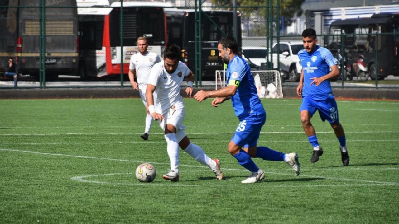 Yalova Yesilovaspor Altinova Belediyespor Mac Spor Futbol (1)