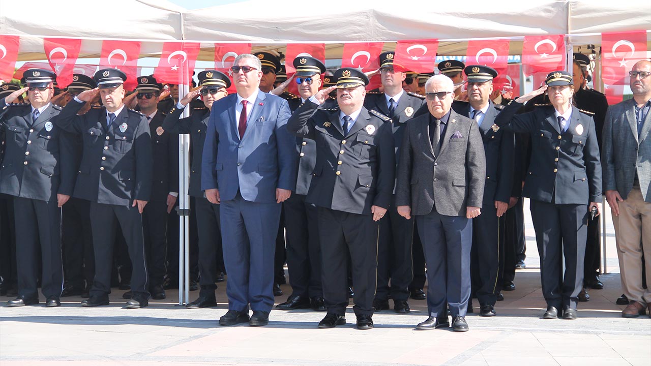 Yalova Turk Polis 179Yil Kutlama Toren (2)