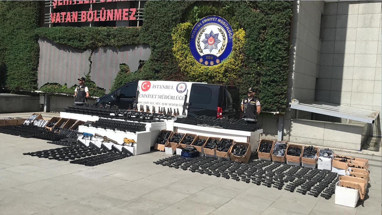 Yalova Turkiye Emniyet Genel Mudurluk Mahseni 28 Silah Kacakcilik Operasyon (3)