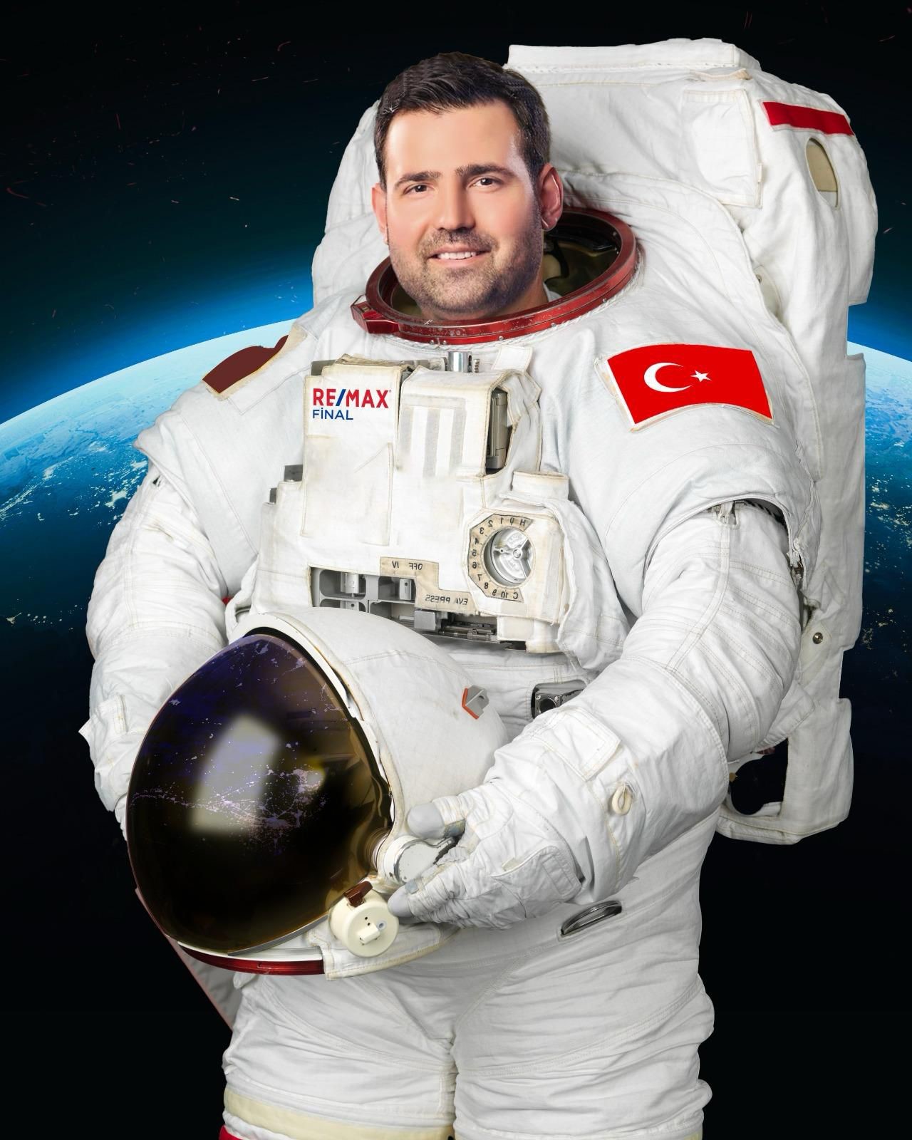 Turk Emlakci Uzay (1)