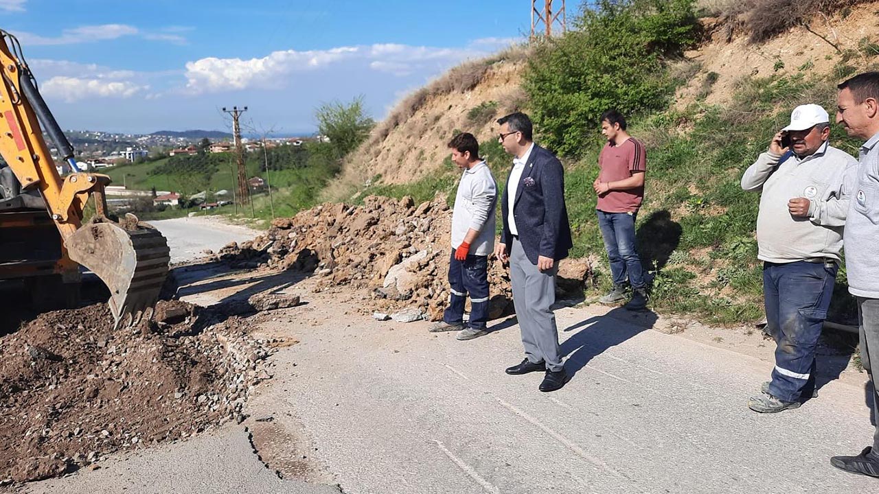 Yalova Kadikoy Belediye Baskan Merkez Ozden Mahalle Personel Yol Calisma (1)