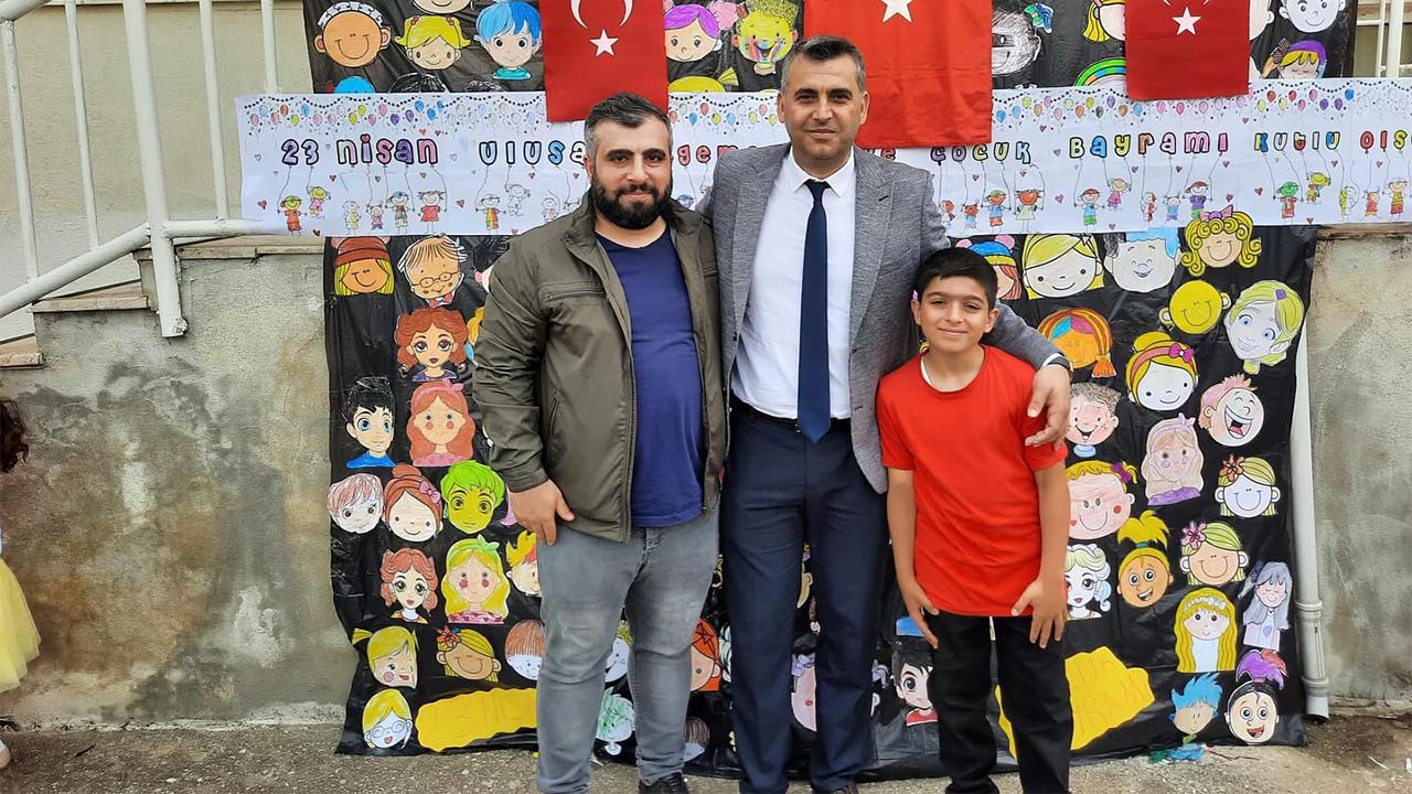 Yalova Kadikoy Belediye Baskan Yilmaz Tavsan 23 Nisan Kutlama Toren (5)