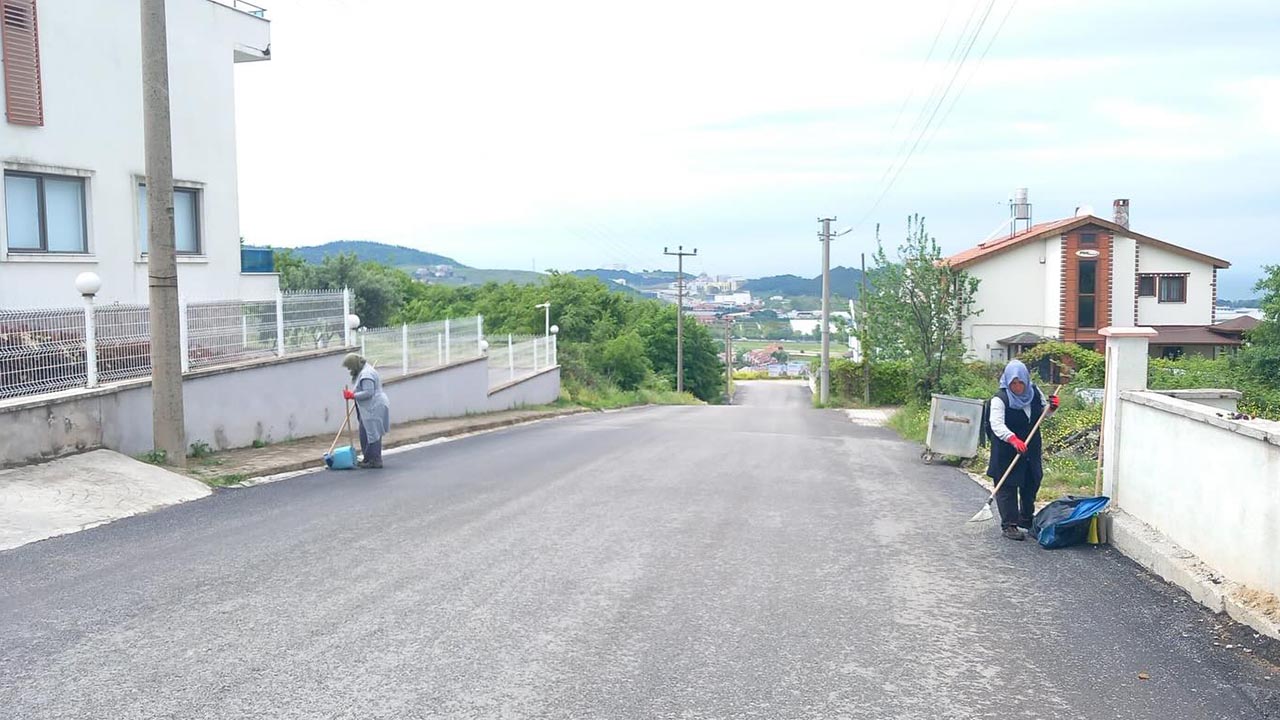 Yalova Kadıkoy Belediye Fen Isleri Mahalle Cadde Kaldirim Temizlik (4)