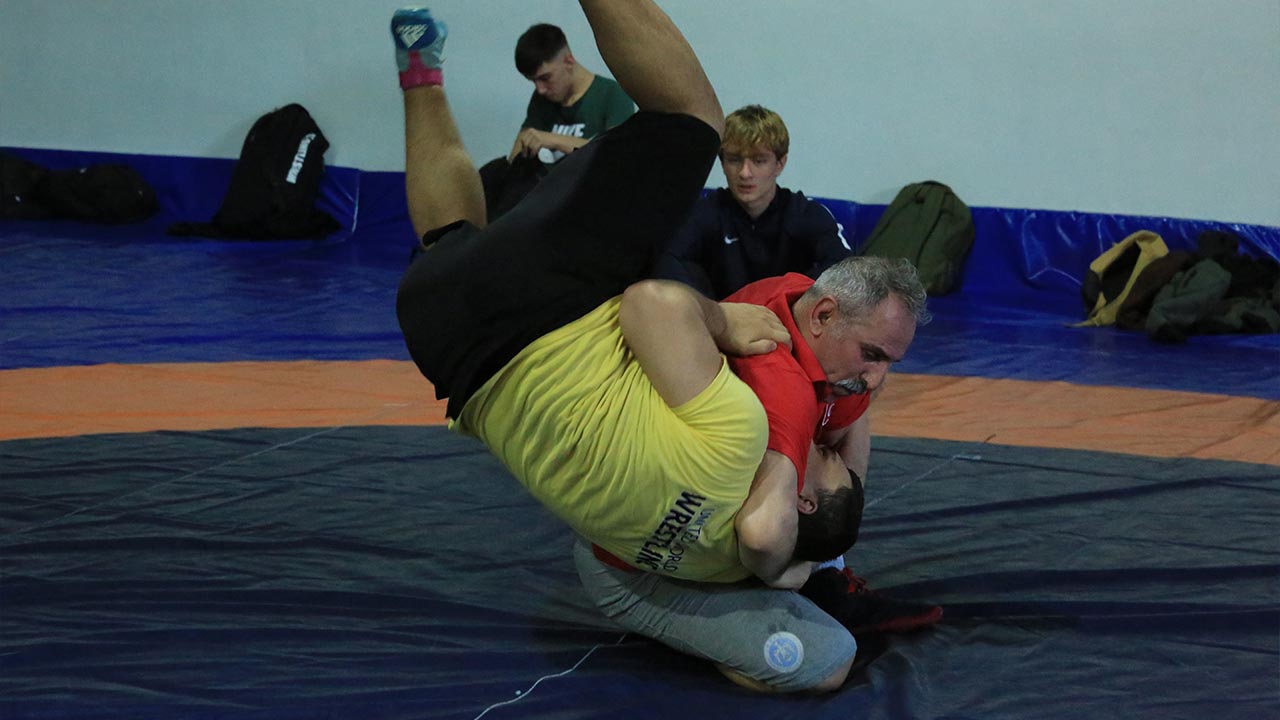 Yalova Spor Gures Judo Dursun Parlak Turk Hava Kuvvetleri (4)
