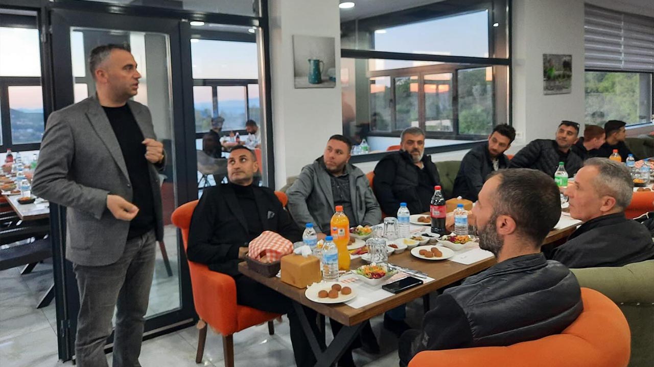 Yalova Kadikoy Belediye Baskan Ozden Mahalli Sakin Iftar Organizasyon (4)