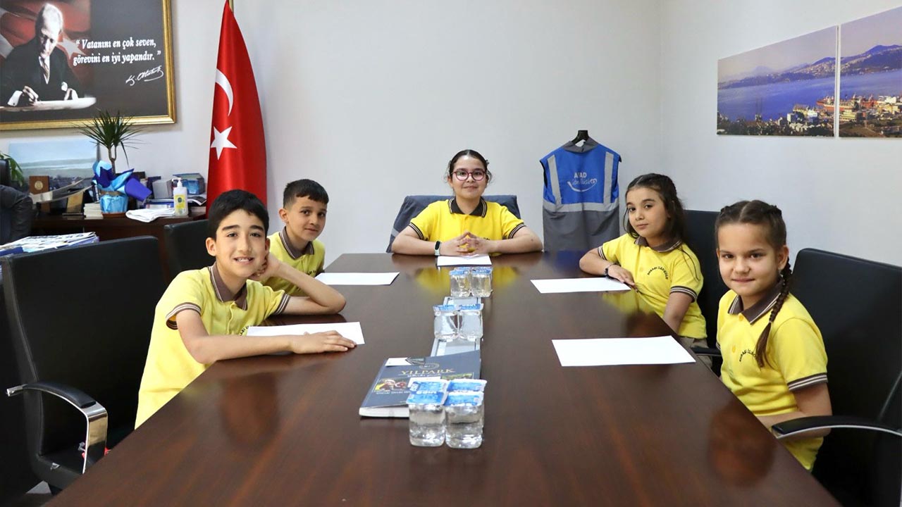 Yalova Subasi Belediye Baskan 23 Nisan Bayram Koltuk Degisim (2)